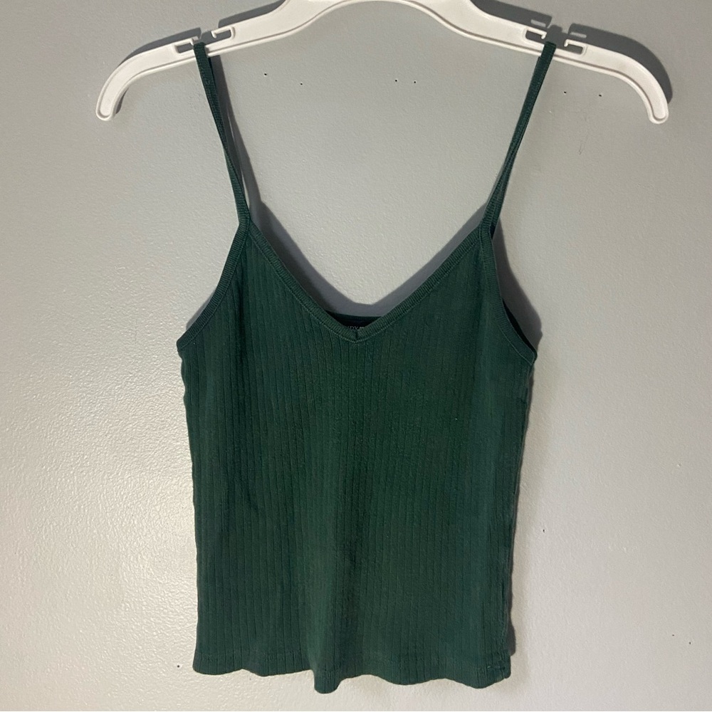 🌟 FREE IF BUNDLED Brandy Melville tank